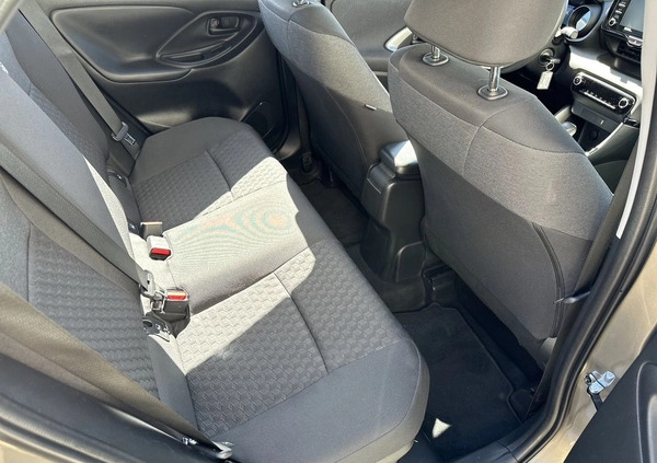 Toyota Yaris cena 86000 przebieg: 19300, rok produkcji 2022 z Koluszki małe 596